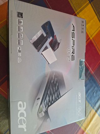 Acer Aspire One sin estrenar