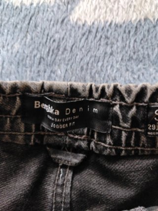 Pantalones cortos grises