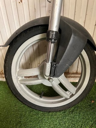 Horquilla y Rueda Peugeot E-Ludix