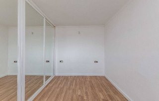 Piso en venta en Les Planes en Hospitalet de Llobregat, L´
