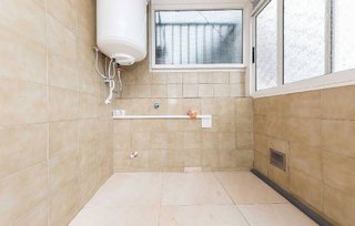 Piso en venta en Les Planes en Hospitalet de Llobregat, L´