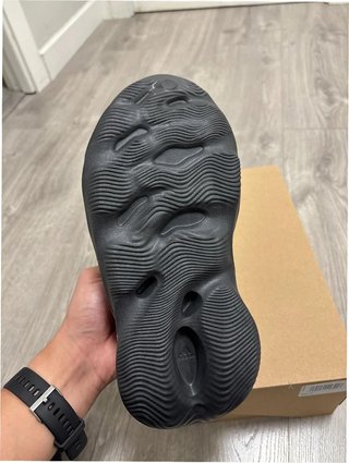 Adidas Yeezy Foam Runner Onyx EU42