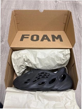 Adidas Yeezy Foam Runner Onyx EU42