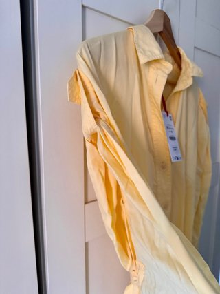 Vestido midi Zara