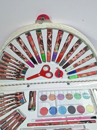 Maletín Bratz Pinturas 56 Piezas