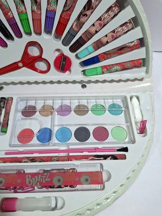 Maletín Bratz Pinturas 56 Piezas