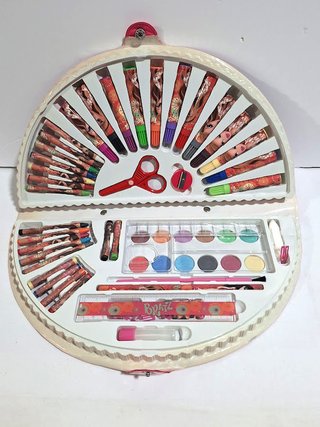 Maletín Bratz Pinturas 56 Piezas