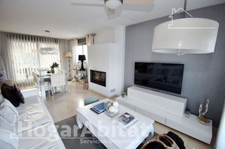 Casa adosada en venta en Zona Playa en Burriana