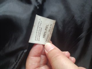 Chaqueta de cuero F&Co hombre negra. Talla 54