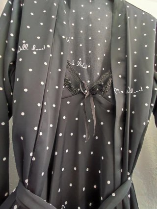 Conjunto Bata y Camisón Lunares