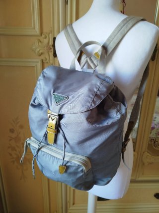 Zaino Prada Grigio Nylon e Pelle