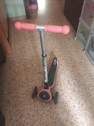 Patinete infantil 3 ruedas rosa con luces