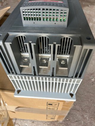Arrancador Suave ABB PSE-300-600-70