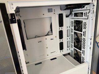 Caja PC Nfortec con diseño Jujutsu Kaisen