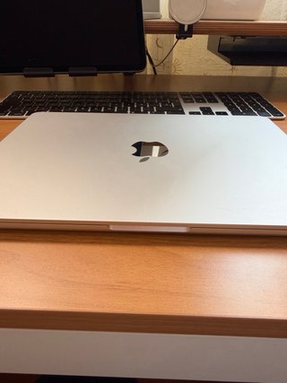 MacBook Air M4 13” | 24 GB RAM | 512 GB SSD