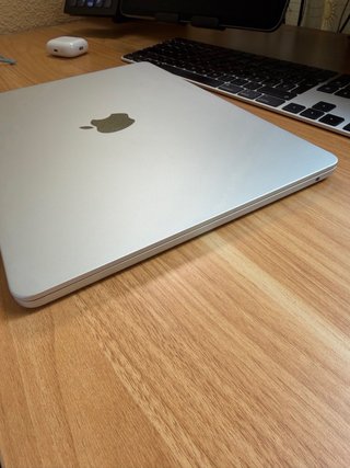 MacBook Air M4 13” | 24 GB RAM | 512 GB SSD