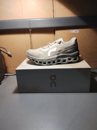 On Running Cloudmonster 2 Scarpe Grigio