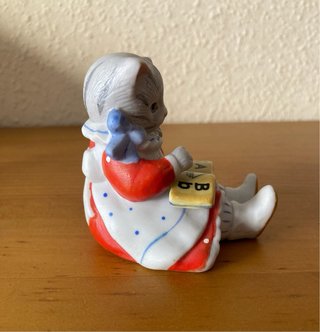 Figuras porcelana colección. Kitty Cucumber