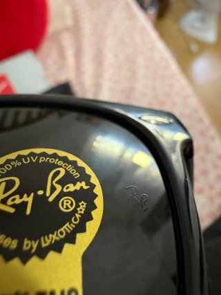 Occhiali da sole neri nuovi Ray-Ban Wayfarer