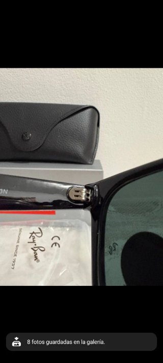 Occhiali da sole neri nuovi Ray-Ban Wayfarer
