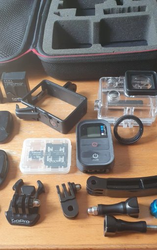 GoPro Hero 3+ Black + accesorios