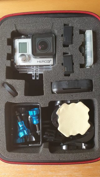 GoPro Hero 3+ Black + accesorios