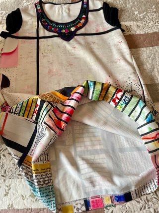 Vestido estampado multicolor manga corta