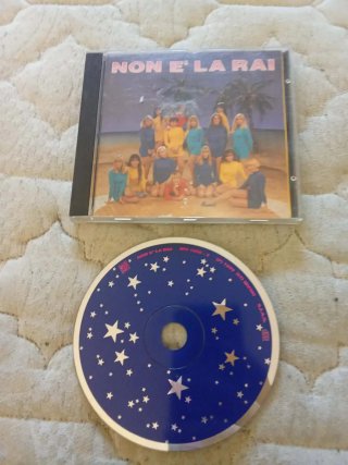 Cd Non E' La Rai Ottime Condizioni