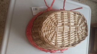 Canasta de mimbre con forro de tela