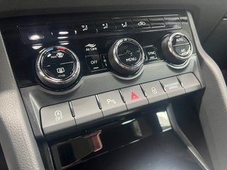 🔥 SKODA KAROQ SPORTLINE DSG 150CV 🔥 2022 RESTY