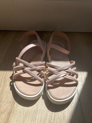 Sandalias rosa y dorado