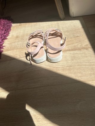 Sandalias rosa y dorado
