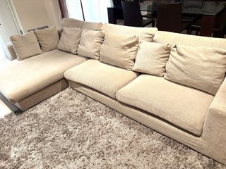 Sofá chaiselongue beige tela