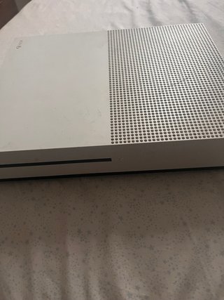 Xbox One S Blanca + Mando