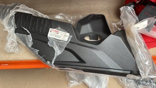 Plástico bajo puerta derecha YXZ 1000 Yamaha