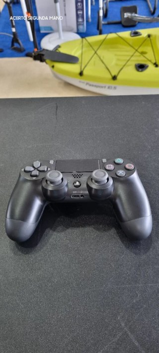 CONSOLA PS4 PRO