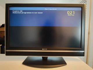 Sony Bravia KDL-40T3500 40 TV + Mando