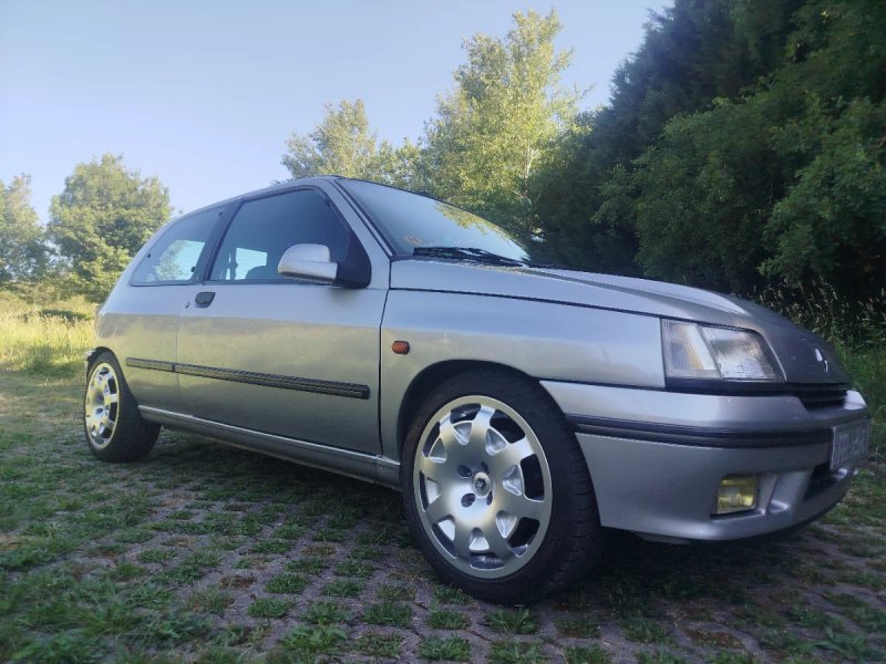Renault Clio 1991 - foto 1
