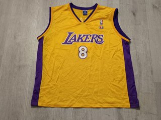 Camiseta Lakers BRYANT 8.  Talla XL
