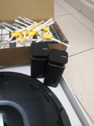 Roomba 981 para reparar o repuestos.