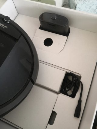 Roomba 981 para reparar o repuestos.