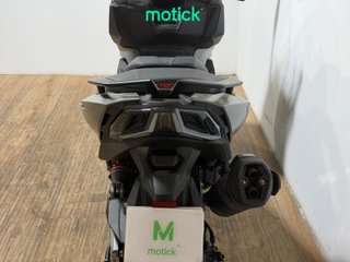 KYMCO AK 550