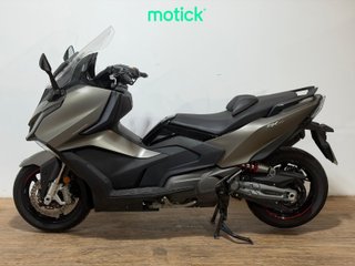 KYMCO AK 550