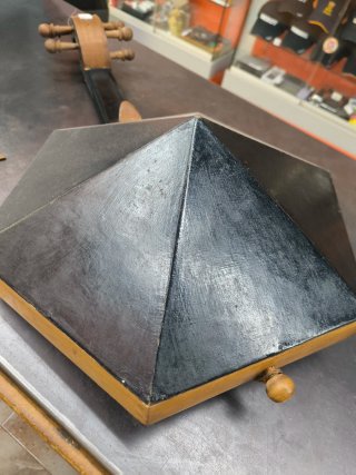 Guitarra Hexagonal Artesanal