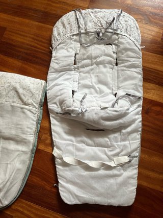 Saco silla bebé acolchado Rosy Fuentes