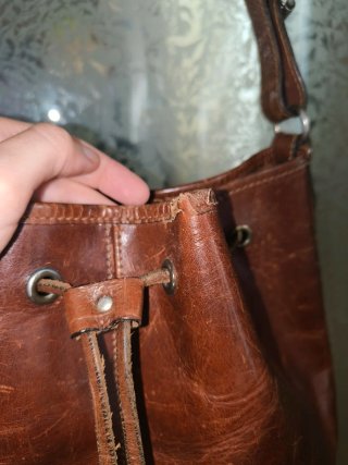 Borsa El Campero pelle anni 80 LEGGI