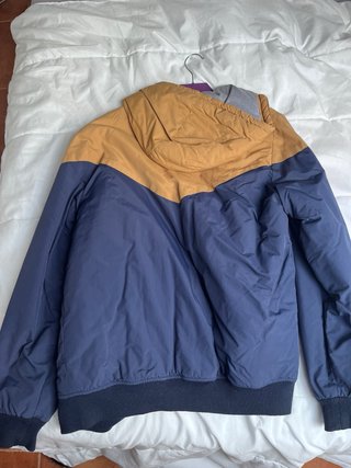 Abrigo FSBN Talla L Color Beige y Azul