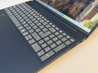 PORTÁTIL LENOVO IDEAPAD SLIM 3 I7 16GB 1TB