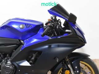 YAMAHA R7 (A)