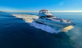 Sea Ray 550 Sedan Bridge